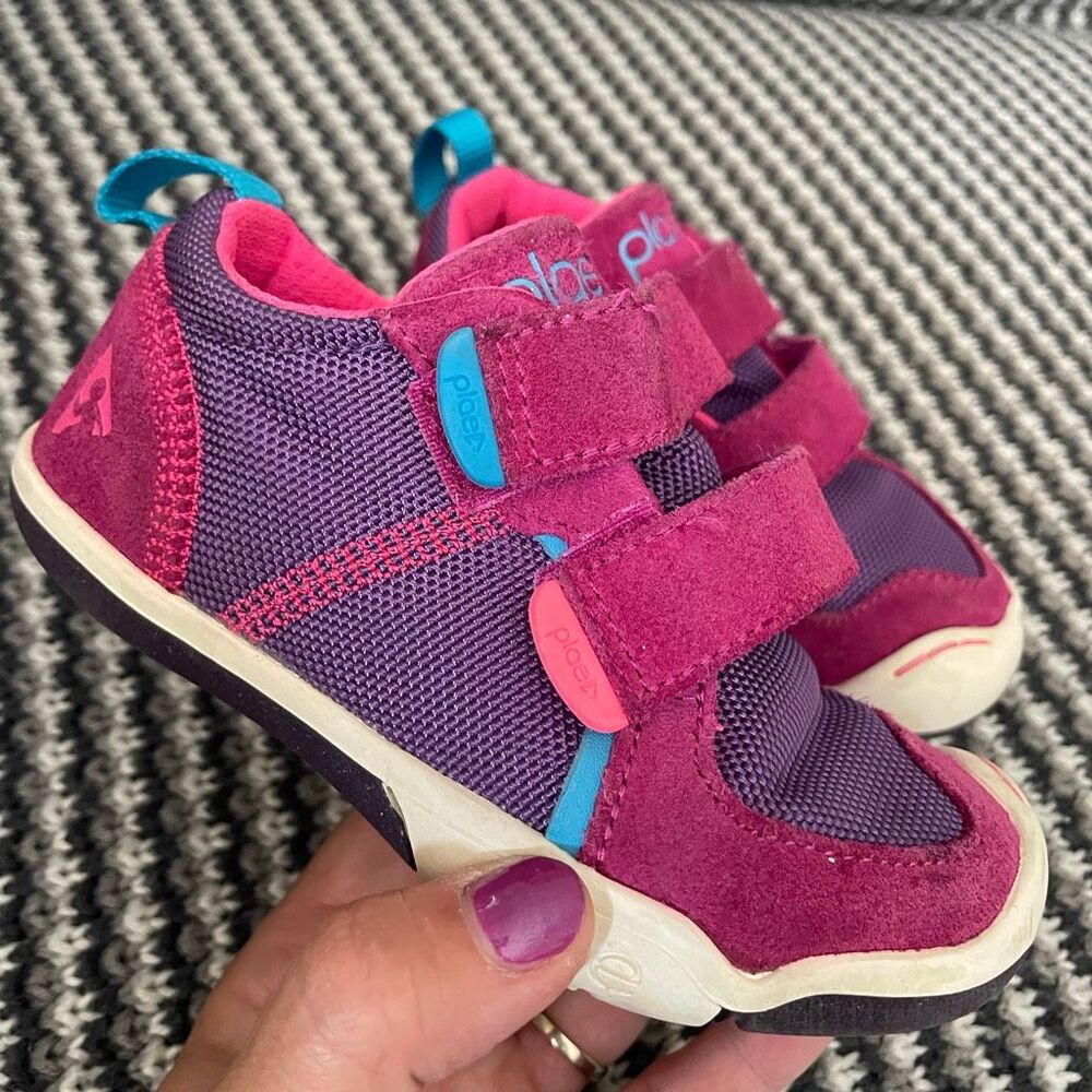PLAE Toddler/little girl shoe size 8 Pink/purple sneaker